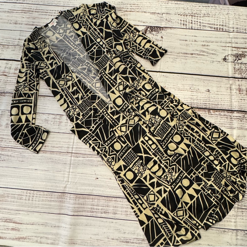 LuLaRoe Black and Cream Geometric Cardigan